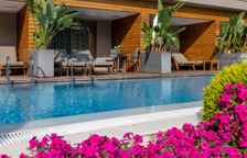 Номер Swim Up Deluxe