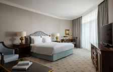 Двухместный полулюкс с балконом и с видом на город