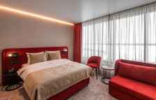 Двухместный номер с креслом Улучшенный