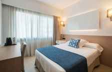 Одноместный номер с видом на улицу