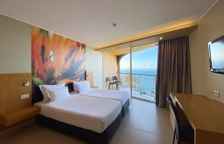 Люкс с балконом и с видом на море