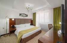 Двухместный полулюкс с балконом и с красивым видом из окна