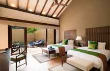 Четырёхместная вилла с 2 комнатами