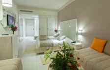 Четырёхместный номер Standard с балконом