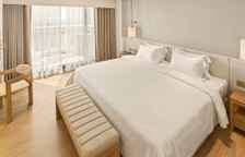 Двухместный люкс Tower Club Signature Collection с видом на город