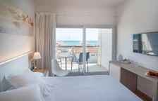 Одноместный номер с балконом и с видом на город