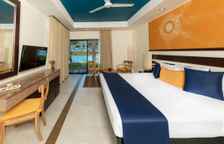 Двухместный номер Superior с видом на бассейн