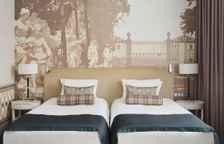 Двухместный номер Улучшенный с видом в Атриум