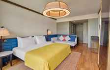 Двухместный номер в главном здании Standard с частичным видом на море