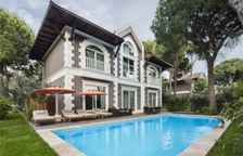 Вилла Albatros с 2 комнатами с балконом