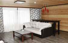 Четырёхместный семейный номер Standard с красивым видом из окна