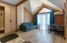 Четырёхместный семейный номер Standard с балконом