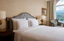 Люкс Deluxe с балконом и с красивым видом из окна