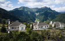 Вилла на вершине горы с 2 комнатами