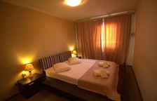 Двухместный семейный коттедж с красивым видом из окна