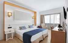 Двухместный номер с видом на улицу