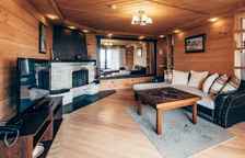 Двухместные апартаменты с балконом и с красивым видом из окна