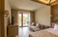 Номер Standard с видом на окрестности