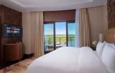 Полулюкс Premier с видом на озеро