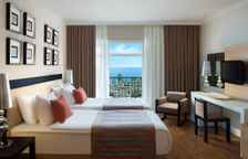 Номер Side Building Standard