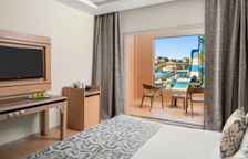 Номер Standard с видом на бассейн