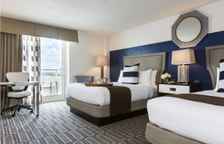 Четырёхместный номер Deluxe с балконом