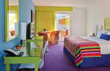 Двухместный номер Standard с видом на бассейн