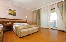 Трёхместный номер Standard с видом на море