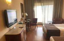 Двухместный номер Premier с видом на бассейн