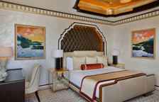 Люкс Abu Dhabi с 3 комнатами с видом на море