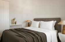 Двухместный ветряная мельница с частным бассейном