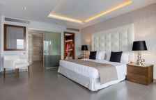 Люкс с личным бассейном Mediterranean с видом на море