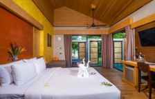 Вилла с бассейном