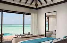 Двухместная вилла Over Water Pool