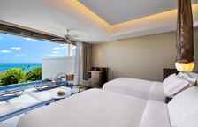 Двухместный люкс Ocean с бассейном c 1 комнатой с частичным видом на океан