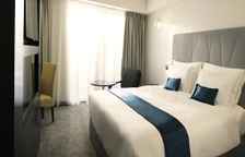 Двухместный номер с балконом и с частичным видом на море