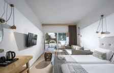 Двухместный номер с индивидуальным бассейном Superior