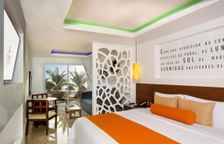 Двухместный полулюкс Swim Up