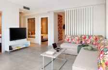 Люкс с 2 комнатами с видом на сад