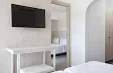 Четырёхместный семейный номер Annex с видом на окрестности