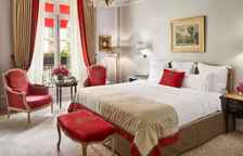 Двухместный люкс Deluxe with Avenue Montaigne View