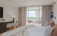 Двухместный люкс Master c 1 комнатой с видом на бассейн