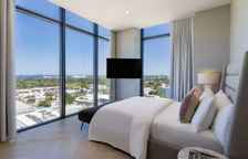 Пентхаус № 1 Rooftop Plunge Pool Дуплекс с 3 комнатами с балконом и с видом на океан