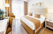 Двухместный номер семейный с видом на сад