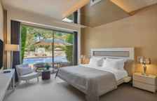 Люкс с террасой семейный Lagoon