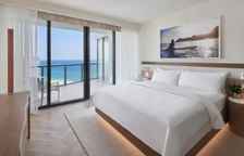 Люкс с 2 комнатами с балконом и с видом на океан