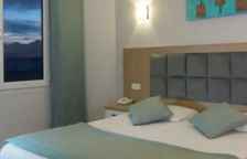 Угловой люкс с балконом