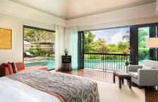 Вилла с бассейном Royal