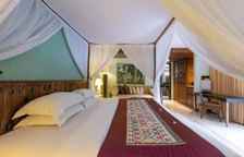 Двухместная вилла с бассейном Suite