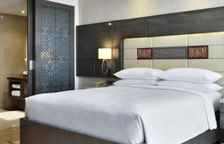 Номер с видом на бассейн